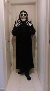 　死神の微笑み、V8の鼓動。