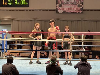 挑戦の拳とV8の鼓動が重なった一日