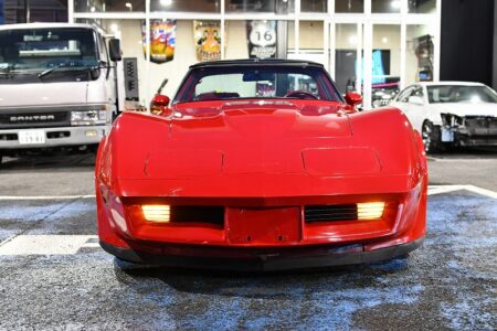 曇り空の月曜、次のステージへ ― 81CORVETTE RED&RED