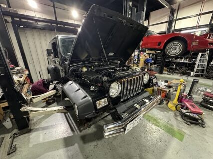 　暗黒JEEP　スタンバイ中！